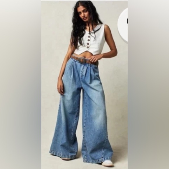 Free People Denim - Free People Vintage Light Blue Wide Leg Jeans